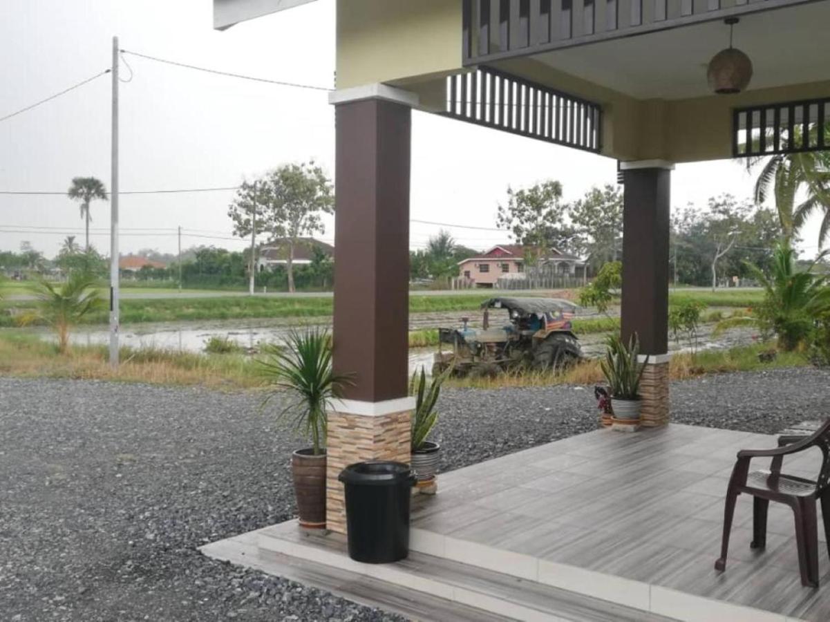 Damai D Homestay Kangar Exterior photo